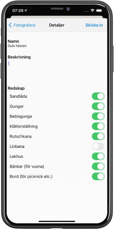 En telefon som visar Playways vy för att ändra information